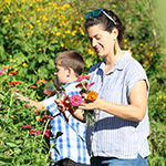 fundraiser-flower-picking-150px